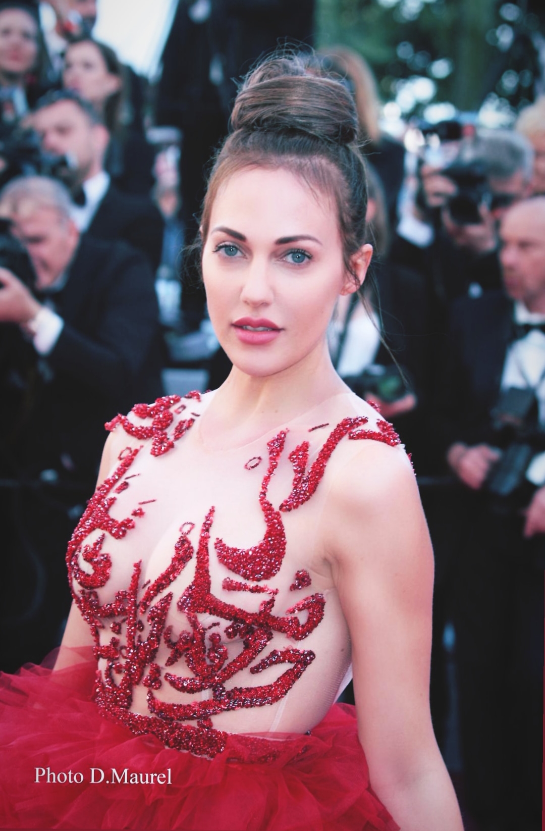 فستان مريم أوزرلي في كان, cannes2019, tapis rouge, Myriam Uzarli, Karine zhosan, miss univers, Aliia Roza , Victoria Bonya, meryem uzerli, turkish star, russian model, german model, dress, red carpet dress, cannes dress, best dressed 