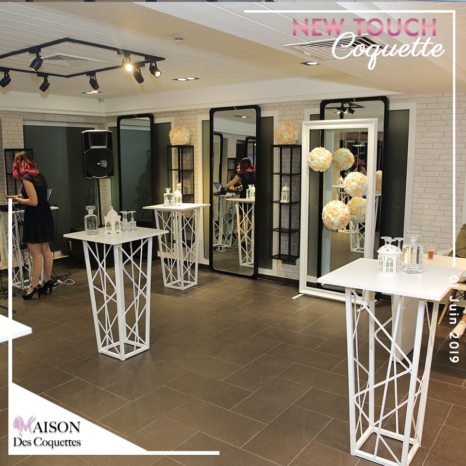 maison des coquettes : New Touch event